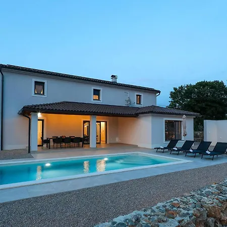 Pet Friendly In Krk *